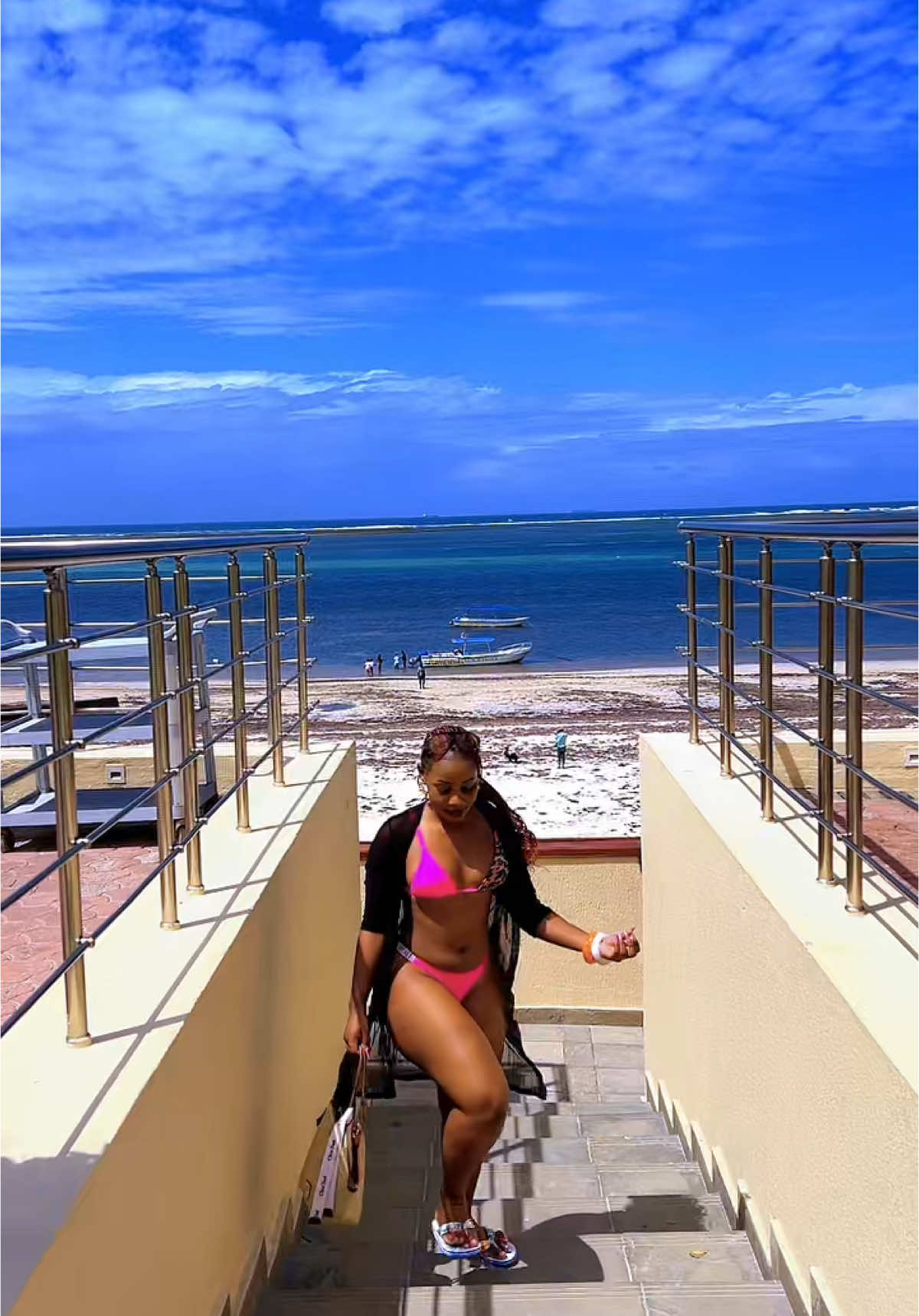 Adorable beach day🌸#shanny❤️ #trending #dolly🥰 #viralsound #nakurutiktoker #foryou❤️😍🔥 #fypp  