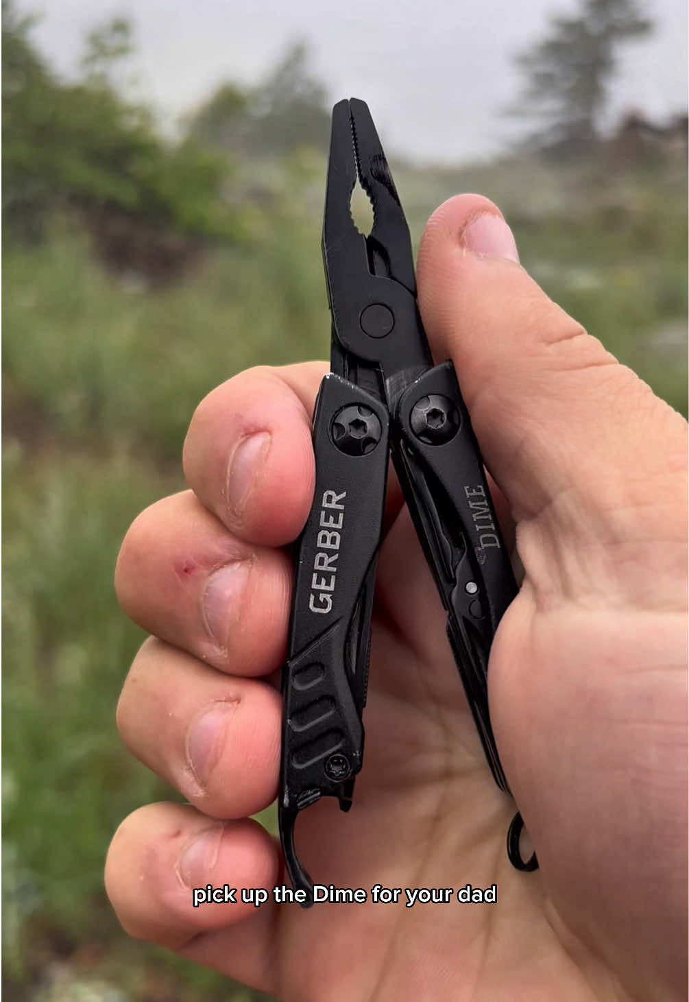 One of our favorite keychain sized multi-tools, the Dime is a master of all things. This thing will be perfect for your dad. Check it out on Gerbergear.com  #gerbergear #Outdoors #chef #adventure #hunt #explore 