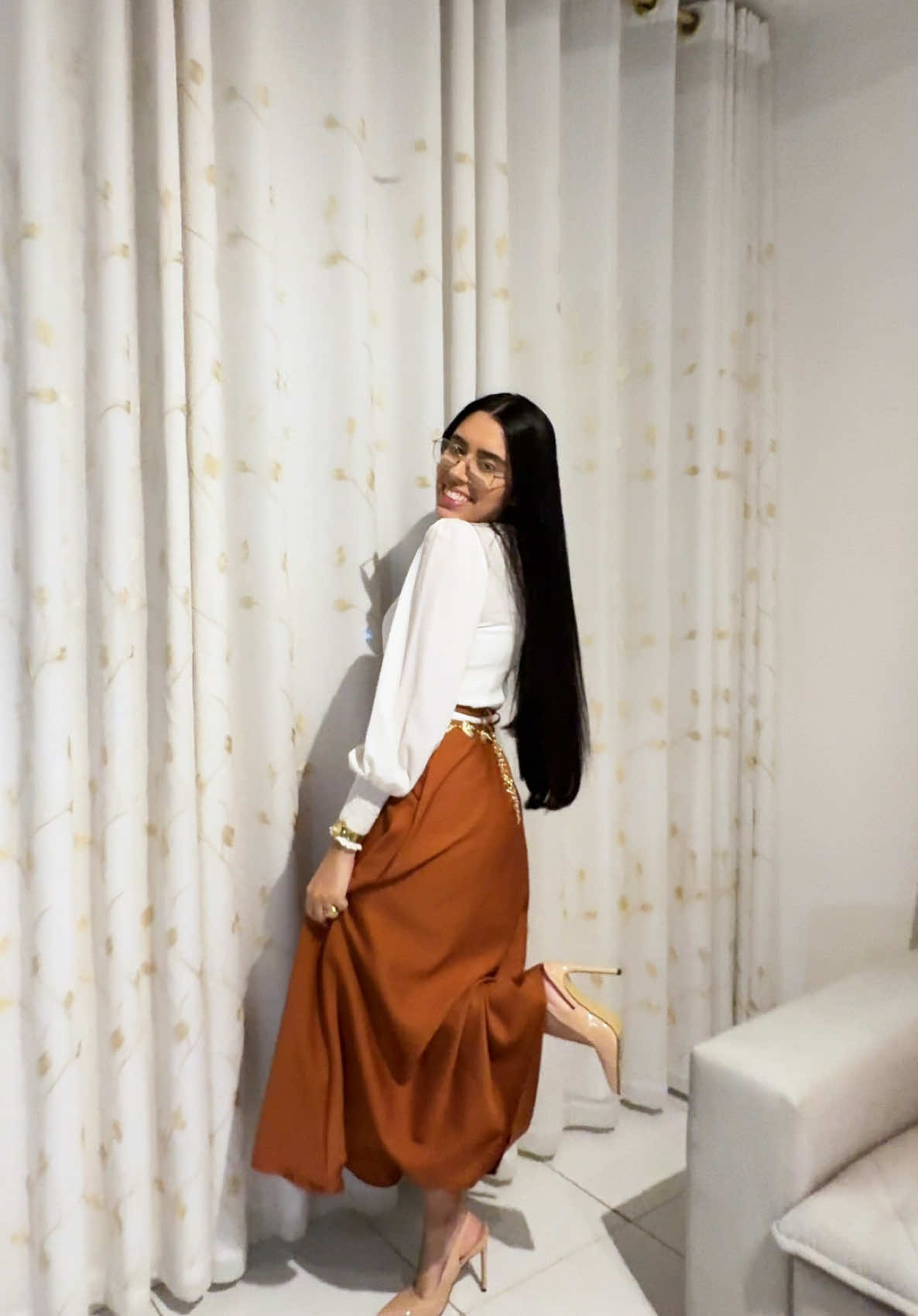 Look do culto de Domingo ✨🍊🍂🍁🧡 #fy #foryou #cristaosnotiktok #fashiontiktok #grwm #lookdoculto 