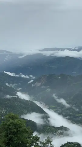 Beautiful view after rain🌧️🌿 #namje #vedetarview #vedetar #dhankuta #tiktok #foryou #fyp #beautiful #view #peace.
