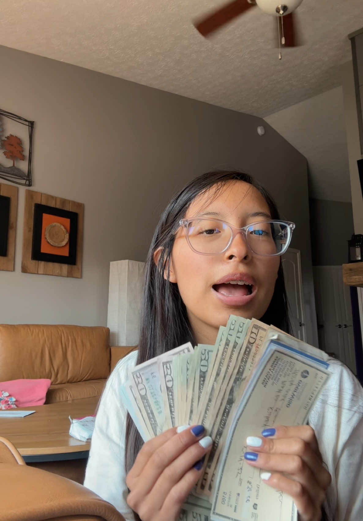 I hate this sound… but hey Richey is my last name…😛🎓 #richnow🤑💸💰 #gradparty Have that PARTY!!! 😜