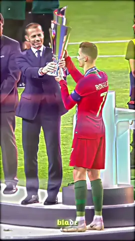 kubad waxa uu mcanka dhamady marki Ronaldo io Yamal lees bar bardhigay😳#portugal🇵🇹 #madrid🤍👑 #livepoolnimo🔥👑👑👑👑👑👑⚽️ #intermilano🔵⚫️ #psg💙❤️🇨🇵 