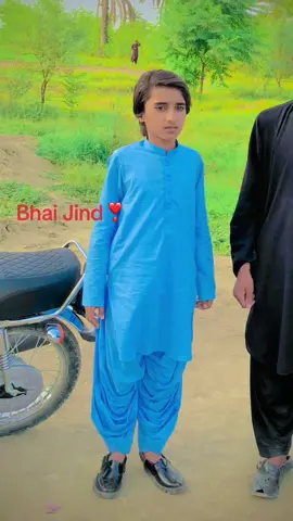 @Qazi tayyab @Hum 2 bhai live 