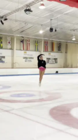 Dundee Open ✅ and now CISC comp this weekend 💗 #fyp #foryou #foryoupage #figureskating #iceskatingtiktok #figureskatingtiktok #icerink #figureskates #figureskater #IceSkating #sport #practice #zyxcba #trending #trend #viral #blowup #skating #relatable #competition 