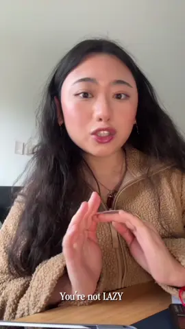 AD | Instead of playing catch-up you could be working at your own pace! Find out more via the link in my bio!  @King's InterHigh #LearnOnTikTok #onlineschool #studytok #studentadvice #study #studytechniques #studyhacks #uniadvice #pcfgstudy