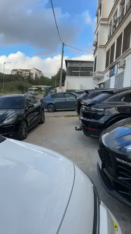 #allolocationdz #fyp #الشعب_الصيني_ماله_حل😂😂 #location #marigesalgerien #algerie🇩🇿 #lamborghini 