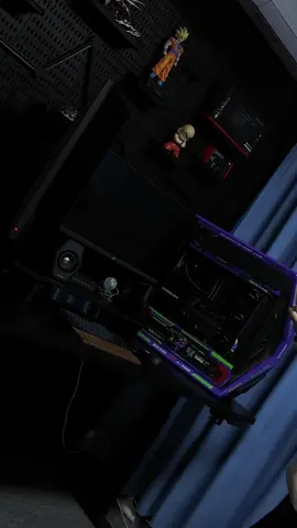 帅是一辈子的，ROG初号机！ #diy组装电脑  #ROG创世神  #电脑装机 #custompcbuild #gamingpcbuild #whitepcbuil #firstpcbuild #watercooledpcbuild #pcbuildingsimulator #ultrapcbuilds #setupwars #dreamsetup  • #gamingpc #pcgaming #pcgamer #gamer #gamingsetup #gamingcommunity #rgb #rtx #nvidia #intel #amd #tech #technology