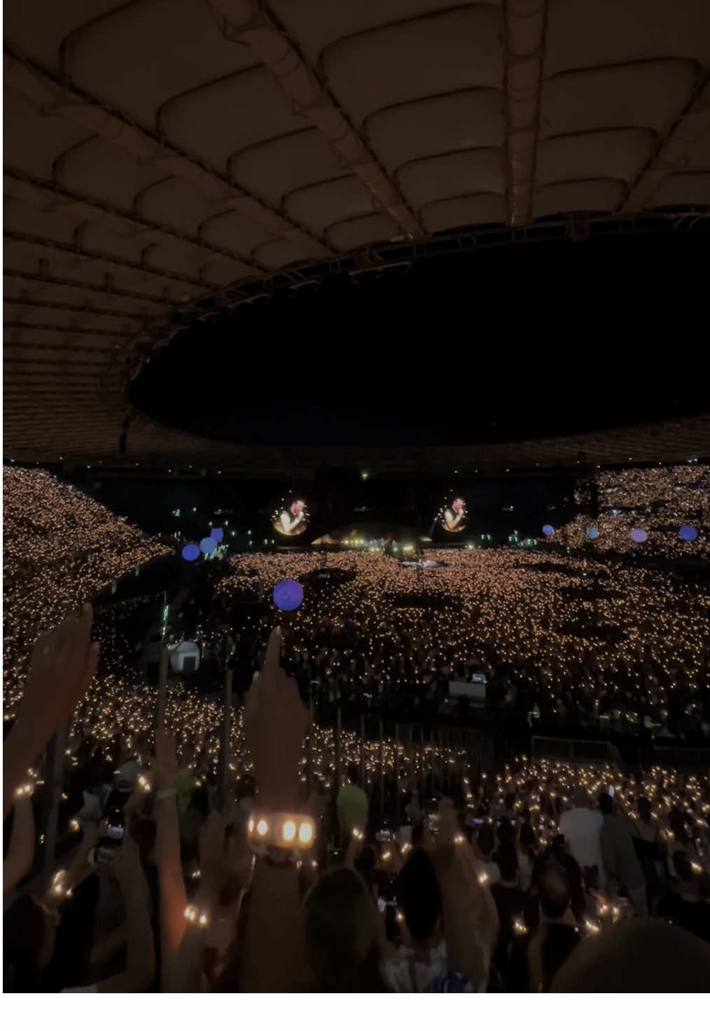 quasi un anno fa… lights will guide you home ♥️ @ludo #foryoupage 