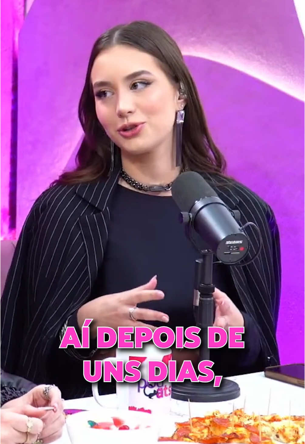 O real motivo do término com o Pedro é… 👀🔥 #fy #camilaloures #marimenezes #dudarubert #larihboas #podcats  