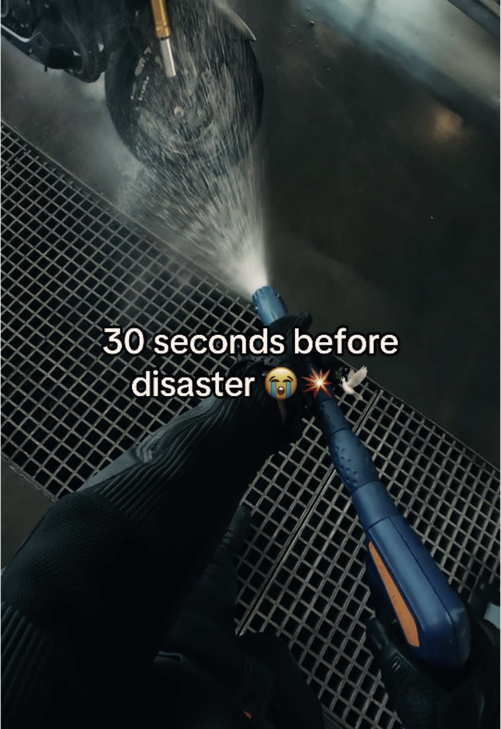 I didn’t know that power washing a motorcycle could lead to this 😥😱🕊️💥#creatorsearchinsights #motorcycle #powerwashing #disaster #biketok 
