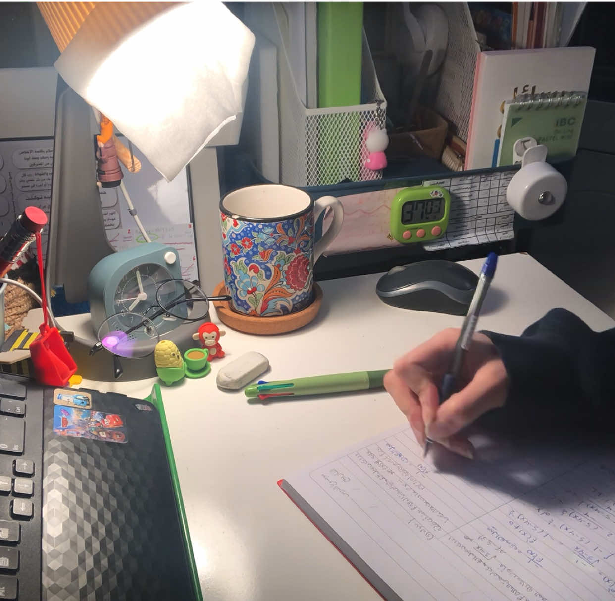 (D-1) Maths marathon because someone decided to waste time and start just a few days before the exam ( ͡° ͜ʖ ͡°) #studytok #finals #studywithme #maths #motivation #study 