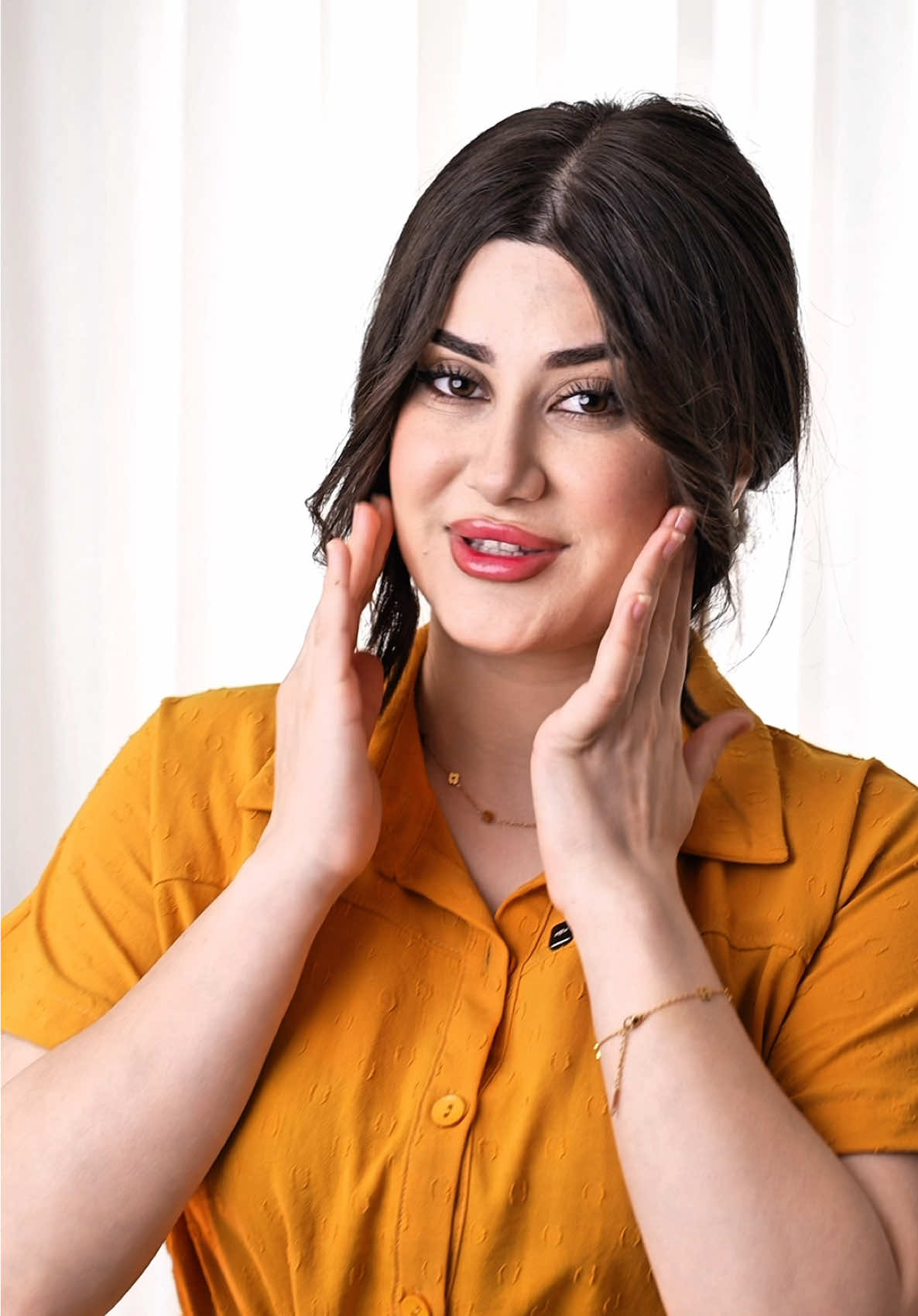نوێترین ترێندی جیهان بۆ دەم و چاو و پێست.. 🔺ئەو کەسانەی کە جویبیان هەیە ‘باشترە ئەن ڕێگایە تاقینەکەنەوە  ‘تا ئێستا تاقیتکردووەتەوە.سودت لێ بینیووە.؟ ‏#rozhin #rozhinkhalil 