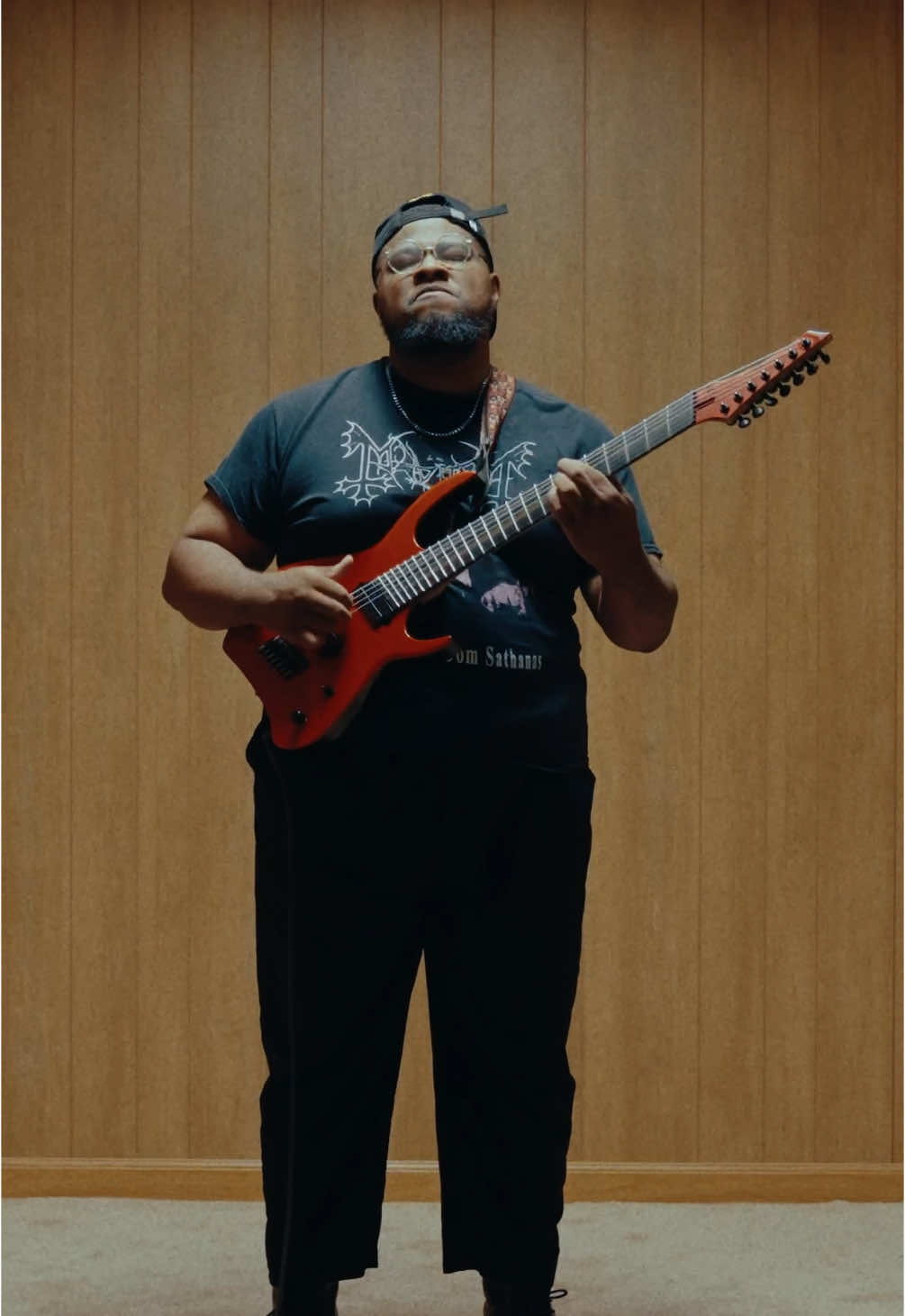 DASH OUT #proghop #guitar #guitarist #alternativehiphop #guitarplayer #hiphop #kieselguitars  @Kiesel Guitars 