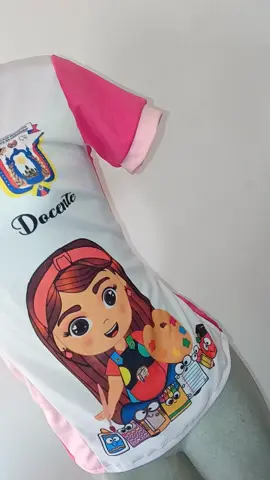 Uniformes para maestras de preescolar y docentes de todos los niveles💫 también creamos para todas las especialidades. Pidelas en el diseño y color de tu preferencia y comienza el nuevo año escolar con un hermoso uniforme♥️ tenemos el conjunto de mono y chemis contáctanos 📲#Docentes #maestras #franelasparamaestras #uniformes #personalizados #foryoupage #fypシ゚ #emprendedor #paratiiiiiiiiiiiiiiiiiiiiiiiiiiiiiii 