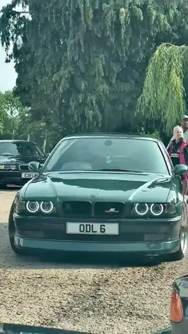 BMW E38’s at the 7Event at @c&m with @atbcarsuk #bmw #7series #38 #e38bmw 