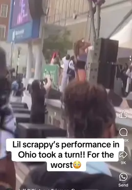 @lilscrappy performed in Ohio & a fan attempted to run up on stage which led to security vigorously pushing him off the stage…. HE IS STILL ALIVE but has sustained head injuries, Columbus police stated there will be no charges to lil scrappy & his team…what’s yall thoughts? #lilscrappy #fan #celebritynews #celebrities #hiphop #loveandhiphopatlanta #mommadee #lhhatl #fyp #viralvideos 