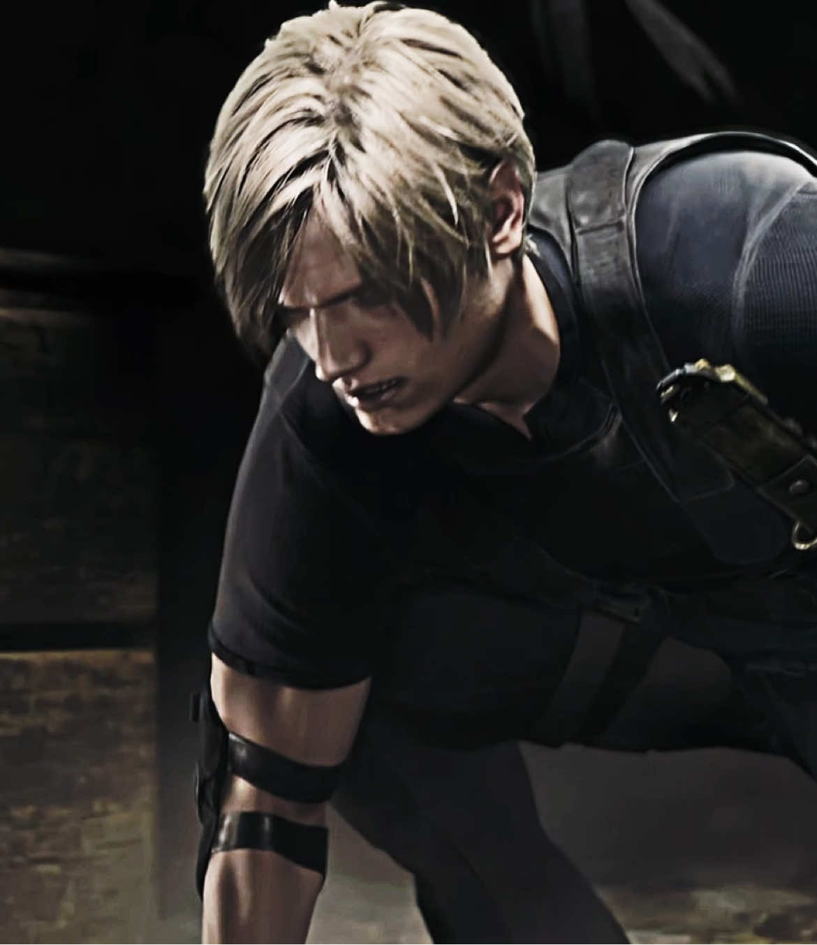 what did he say at the end😭? #leonkennedy #residentevil4remake #residentevil4 #leonkennedyedit 