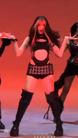 Megan dance fancam/Megan gnarly fancam/ sadece katseye üyelerine fancam yapıyorum/biomda ana hesabim var takip edin/ umarım çok sevilen bir katseye fancam hesabı olurum/umarım videom tutar #keşfet #fancam #katseye #katseyemegan #katseyemeganfancam 
