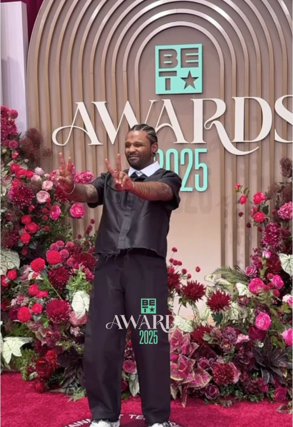 Oooo! Everybody say hello to Mouse Jones!  #BETAwards