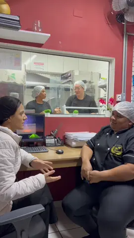 como é trabalhar em uma cozinha 