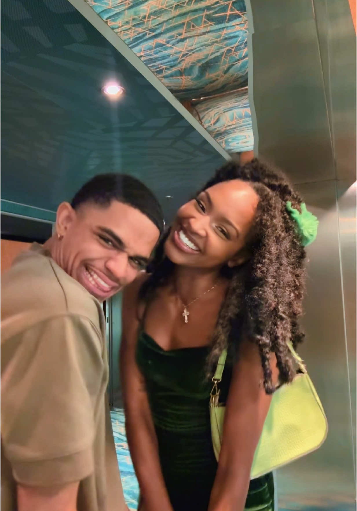 Prince Naveen & Princess Tiana core 🤭💚