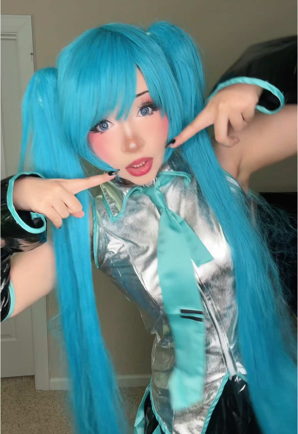 mikudayooo #mikucosplay #hatsunemikucosplay #mikudayo #mikucosplayvocaloid #vocaloidcosplay 