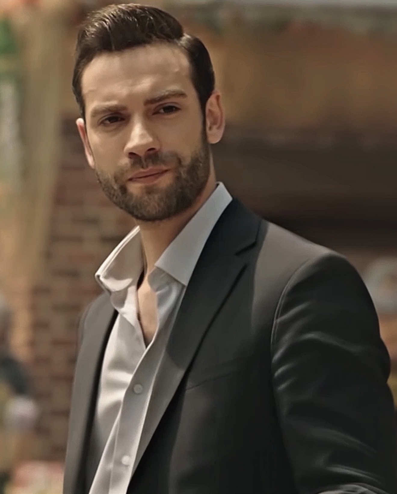 çooook romantik🤭  & #devran #devranalaz #azize #azizealaz #azdev #sahipsizler #turkishseries #edit 