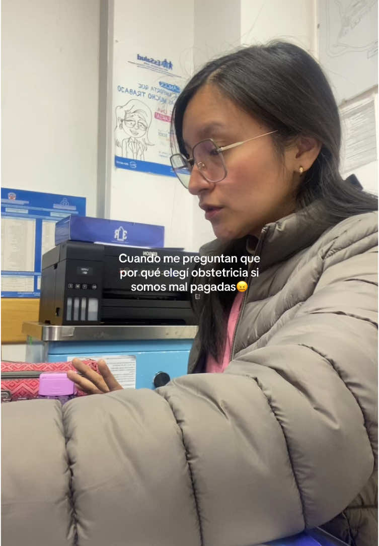 No tan valoradas🙉, pero siempre atendiendo con el corazón💗 - #obstetricia #serums #serums2025 #paratii #essalud #obstetra 