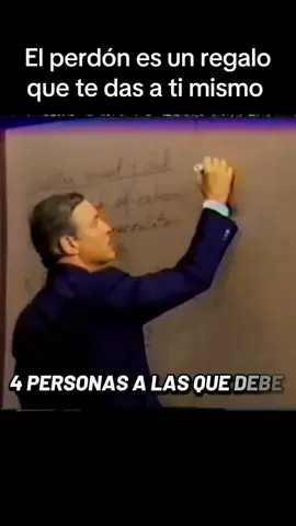 Perdona, aunque no lo merezcan. No por ellos, sino por ti. Libérate del dolor, del rencor y del peso. Mereces paz. No vivas preso de lo que no puedes cambiar. #desarrollopersonal #perdon #pazinterior #reflexion #sanandoheridas 