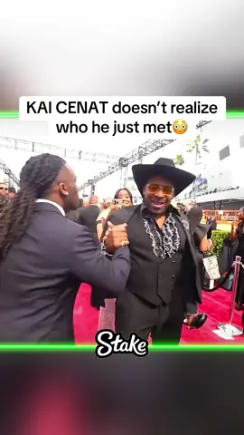 KAI CENAT doesn’t realize who he just met😳 #Kai #kaicenat #twitch #fyp #amp #rayasianboy #bet #betawards bet awards red carpet kai cenat 
