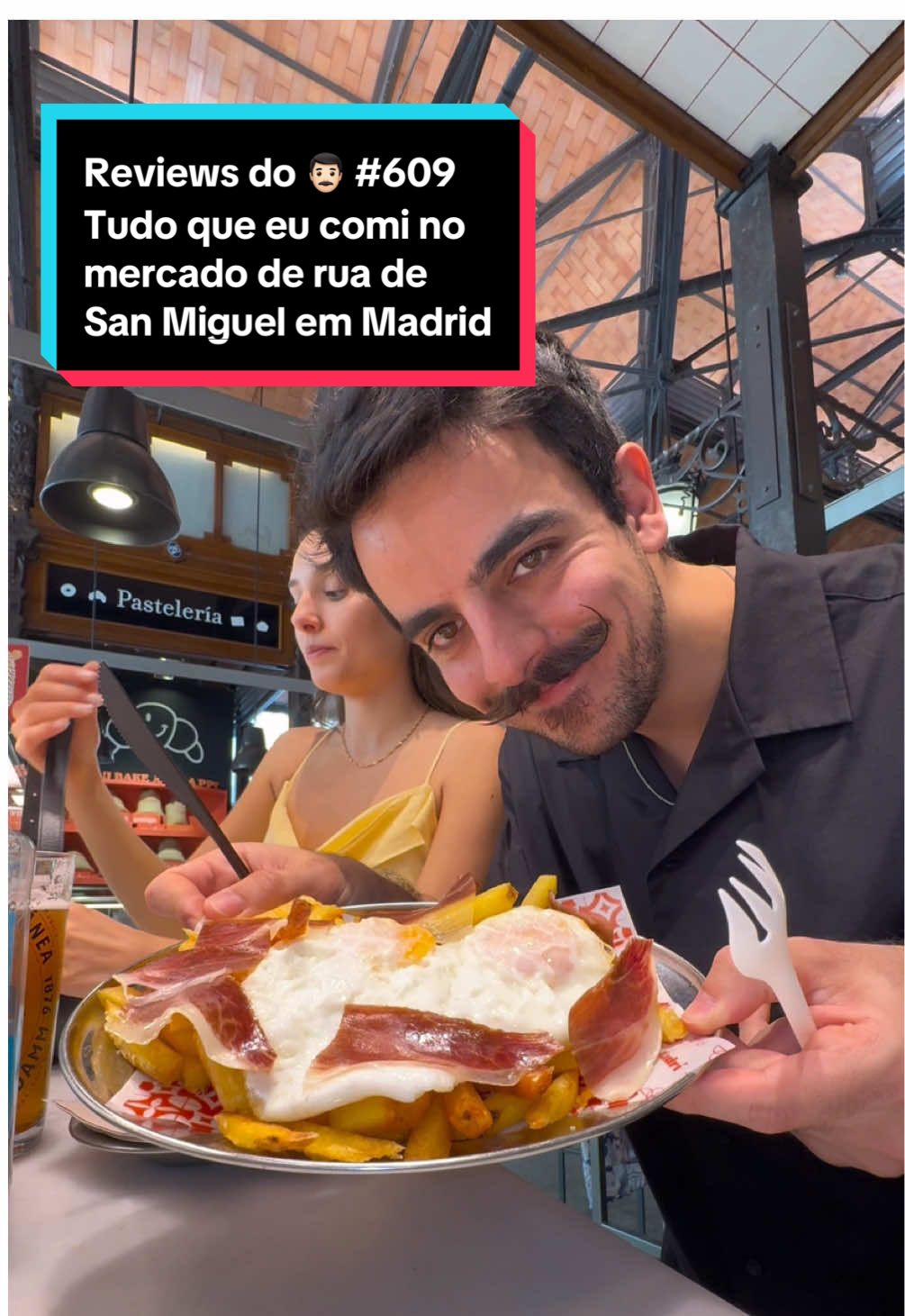 Reviews do Mustache 609 - Tudo que eu comi no mercado de rua de San Miguel em Madrid Um dos pontos mais famosos da cidade, com tudo que é comida típica da região, pra terminar a viagem daquele jeito!  Teve jamon ibérico, tortillas, paella, bluefin, huevos rotos, churros...  E claro que pra aguentar tudo isso, só com @estomaziloficial 😮‍💨 Nosso salvador da pátria! #Essstomazil #Estomazil