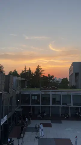 Sunset 🇰🇷🇰🇷🇰🇷 #southkorea #explorepage #kpop #fyp #kdrama #woosonguniversity #fyppppppppppppppppppppppp #klife #weather 