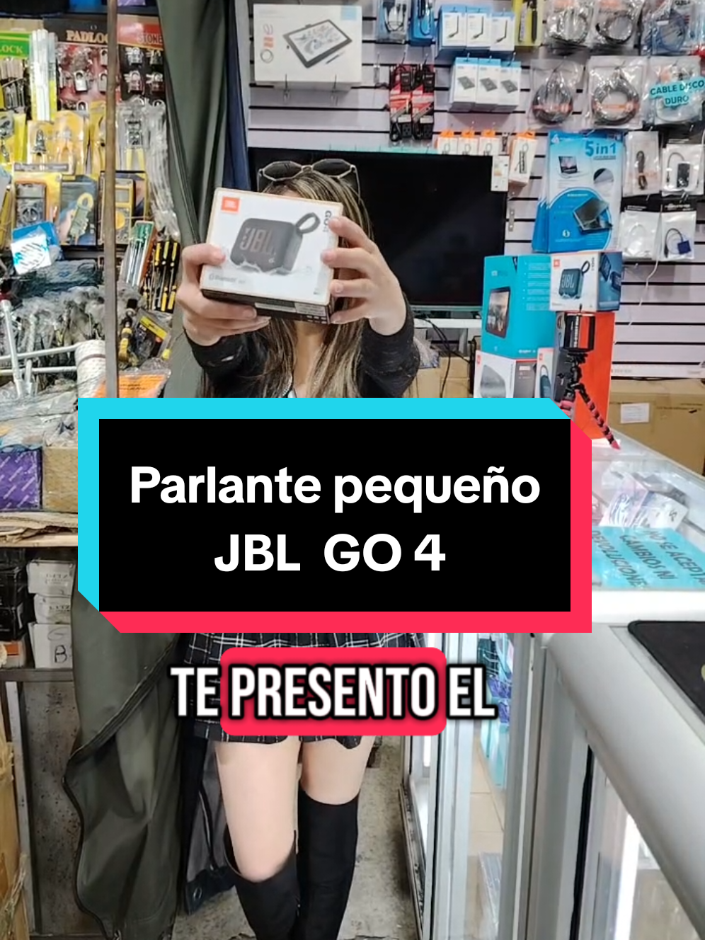Parlantes pequeños JBL go 4😎✨en Galería Las Vegas ✅📌 @Pri_ledesma12 #parlante #musica #jbl #jblgo4 #viralvideos #videotiktokviral #paratiiiiiiiiiiiiiiiiiiiiiiiiiiiiiii #fypシ゚ #tendecia #musica #fiesta #parlante #lapaz_bolivia🇧🇴 #cochabamba_bolivia🇧🇴 #santacruzdelasierra🇳🇬 #tarija🇮🇩 