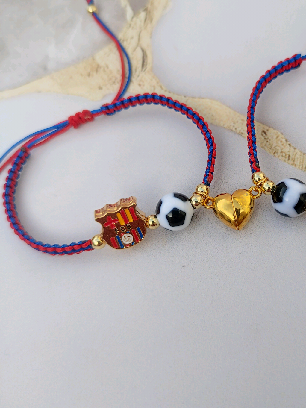 pulsera para compartir ⚽✨ . compártela con tu Jugador Fav😻 tú personita Fav😍 . #Barcelona #pulseraBarcelona #Futbol #Compartir 