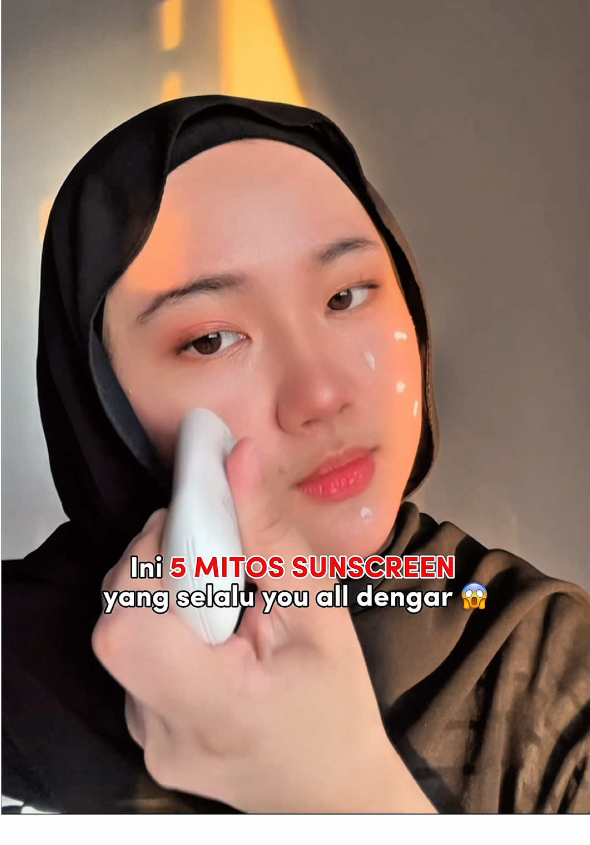 Kalau masih malas pakai sunscreen awak tengah ‘derma’ penuaan dekat kulit sendiri! MizuMi to the rescue! @MizuMi.MY #suncreenviral #sunscreennowhitecast #Mizumimy #Mizumi #PhysicalSunscreen 
