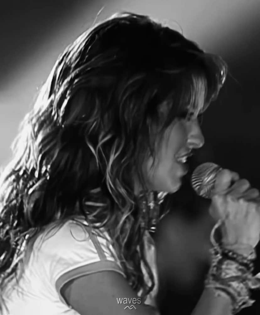 a mia colucci é minha mãe!!! (sou confusa igual a ela) #ensename #rbd #anahí #miacolucci #rebeldemexicano 