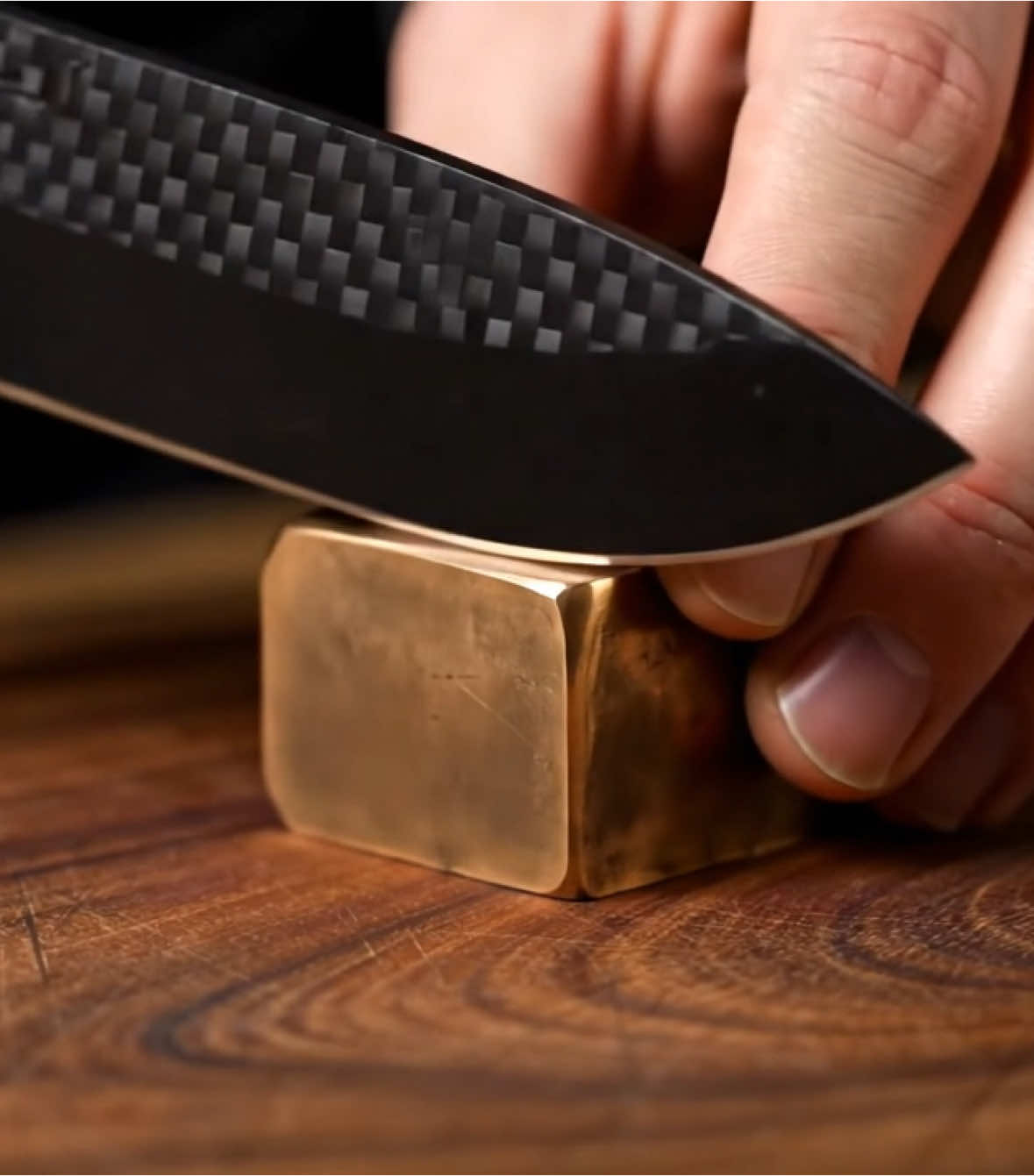 Slicing gold, lead and bronze #asmr #satisfying #oddlysatisfying #creatorsearchinsights 