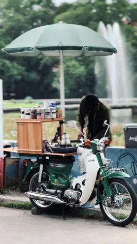 Coffee on the wheels - of life #devija #streetcoffee #supercub #c70 #c70classic #c70indonesia #c70official 