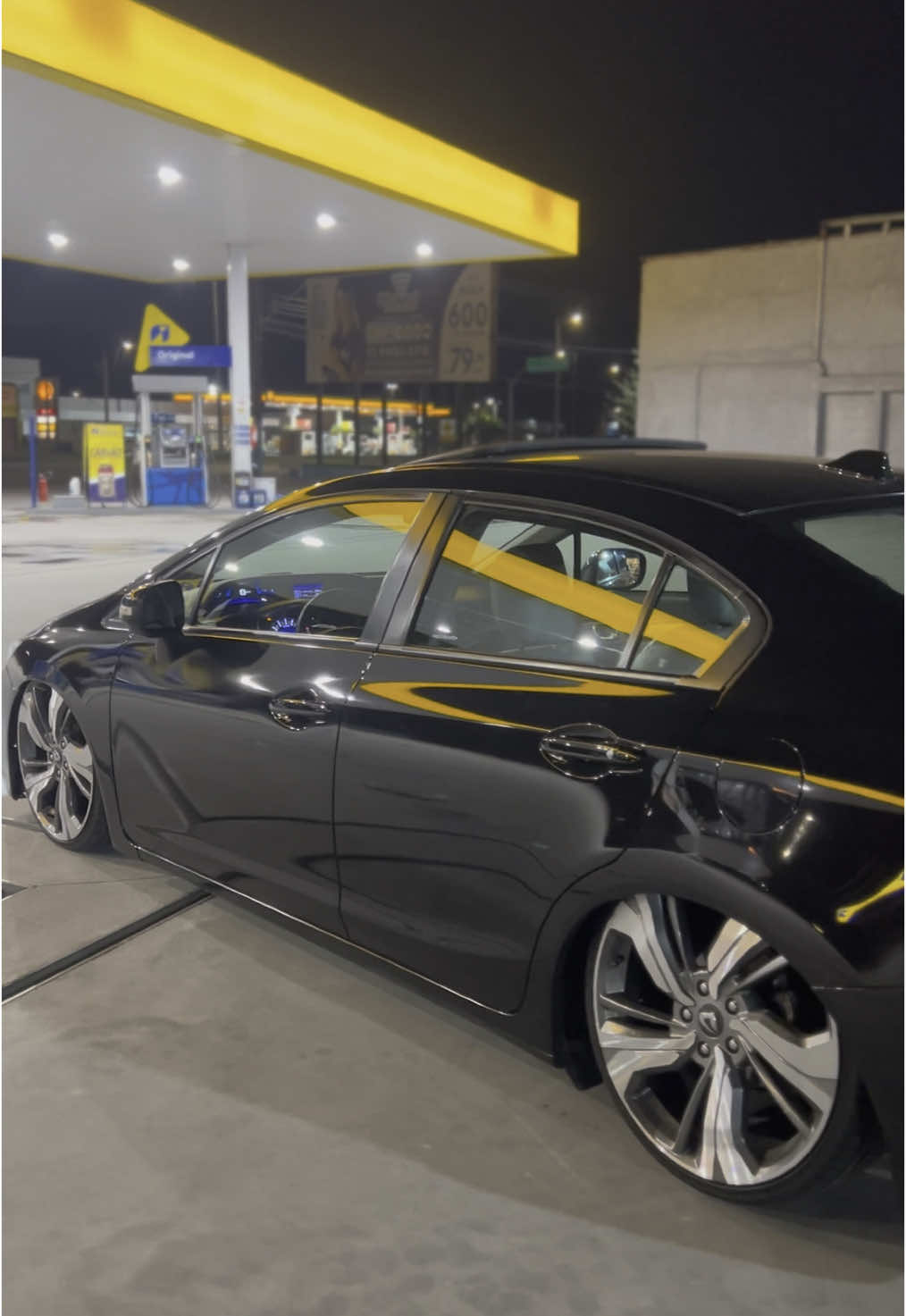 Civic Aro 20 🔥 #honda #civic #civicg9 #civicg10 #sonho #nave #carro #carrobaixo #rebaixados #aro20 #suspensaoaar #carros 