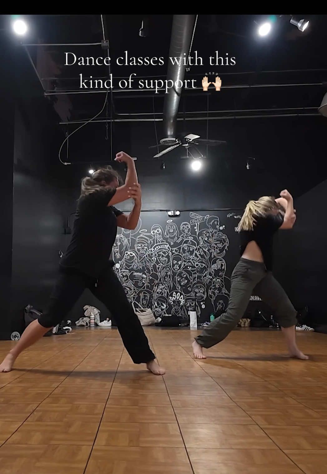 This type of energy only 😍 choreo: @Madeline Mihacevich #contemporary #elioirl #adammelchor #museffect #museprogressiveproject #dance #dancetok 