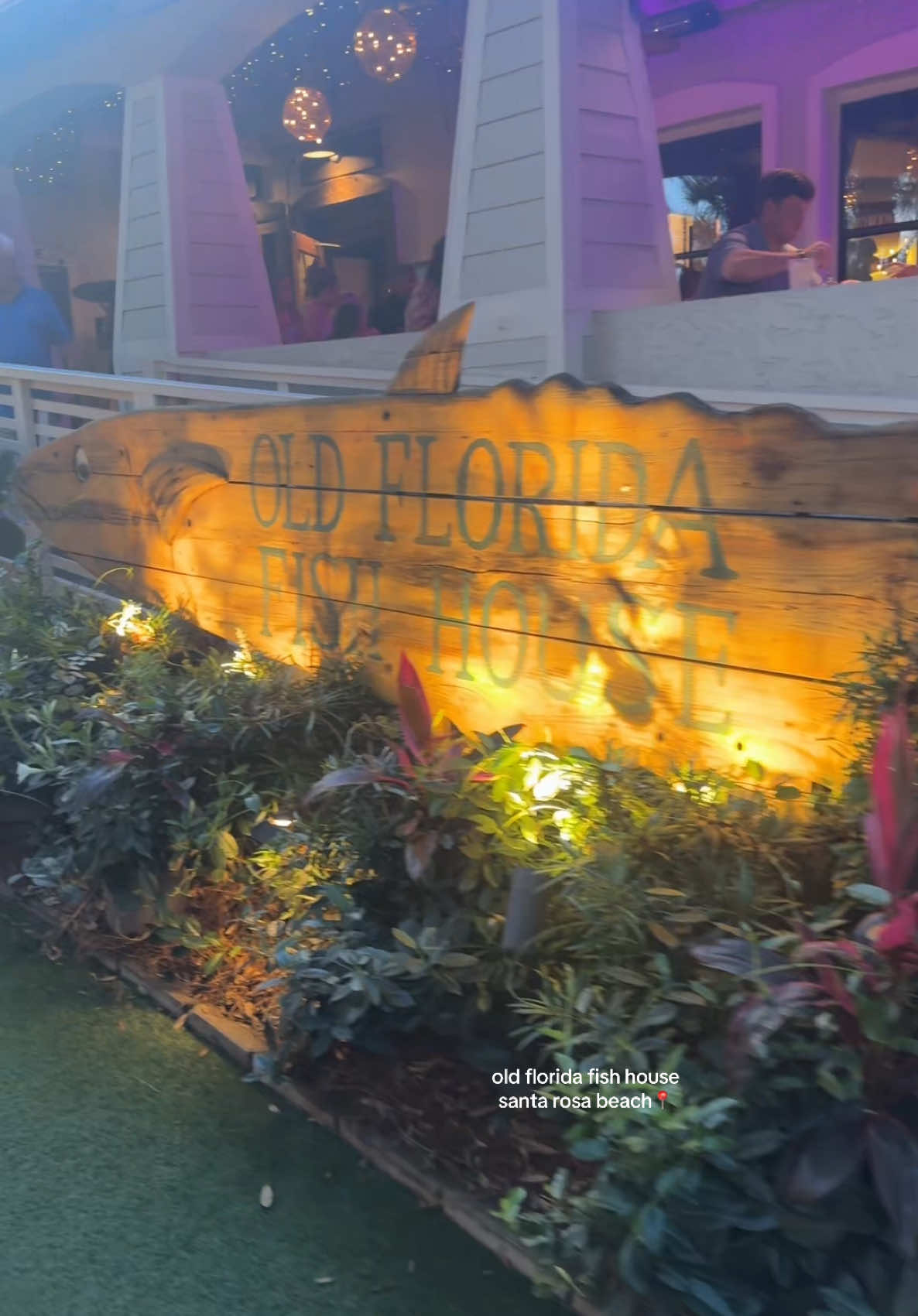 the cutest place EVER🌊👙☀️ #foryou #fyp #santarosabeach #florida #seaside #Love #oldfloridafishhouse 