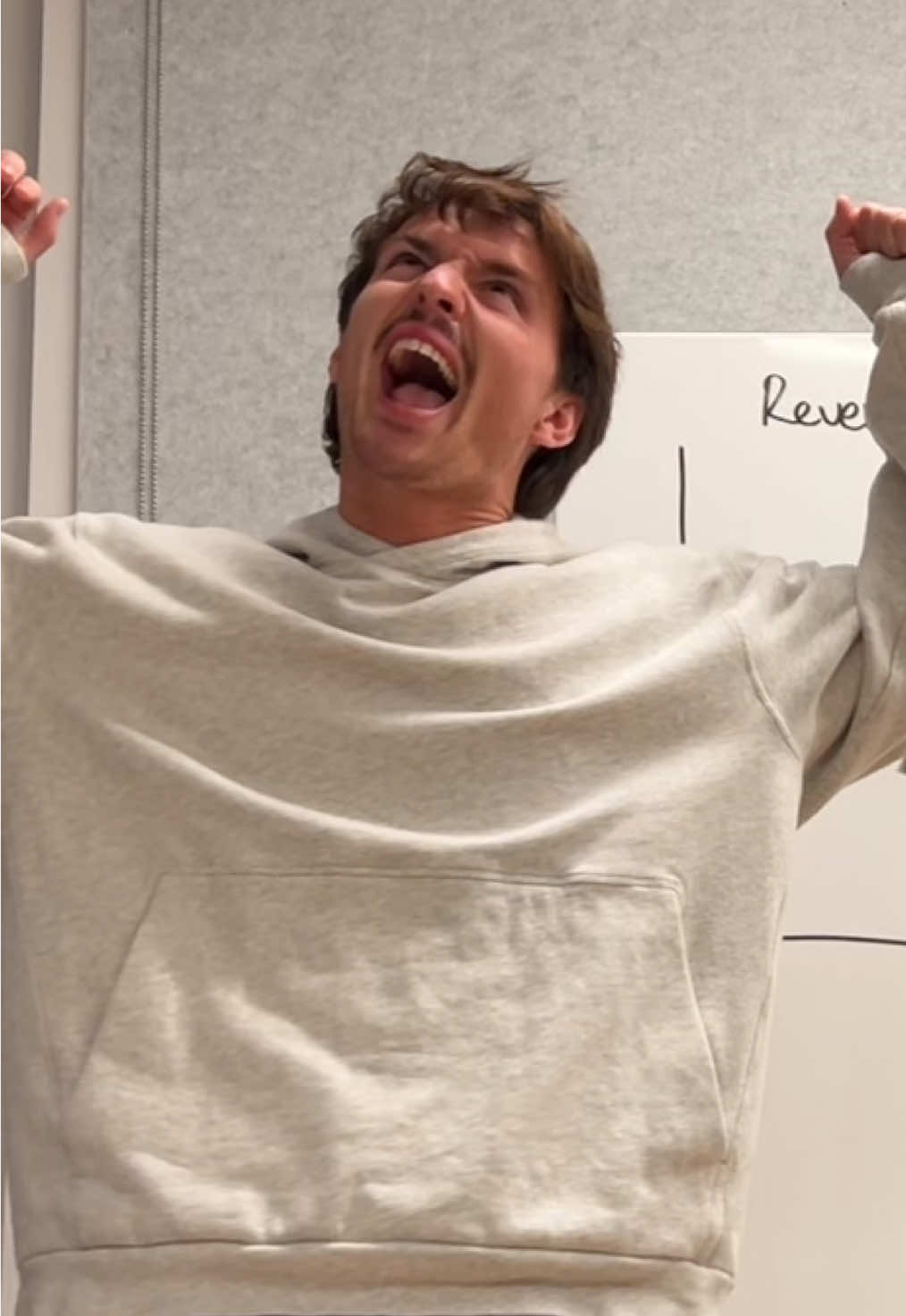 @ the wework at 10pm, pls download our app so we can go home 💔 #helpme #weworking #mrr