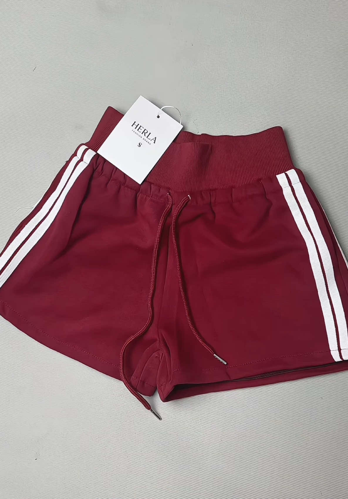 Quần short thể thao #xuhuongtiktok #xuhuong #quanshort #quanduini #quanni #beeshopreview 