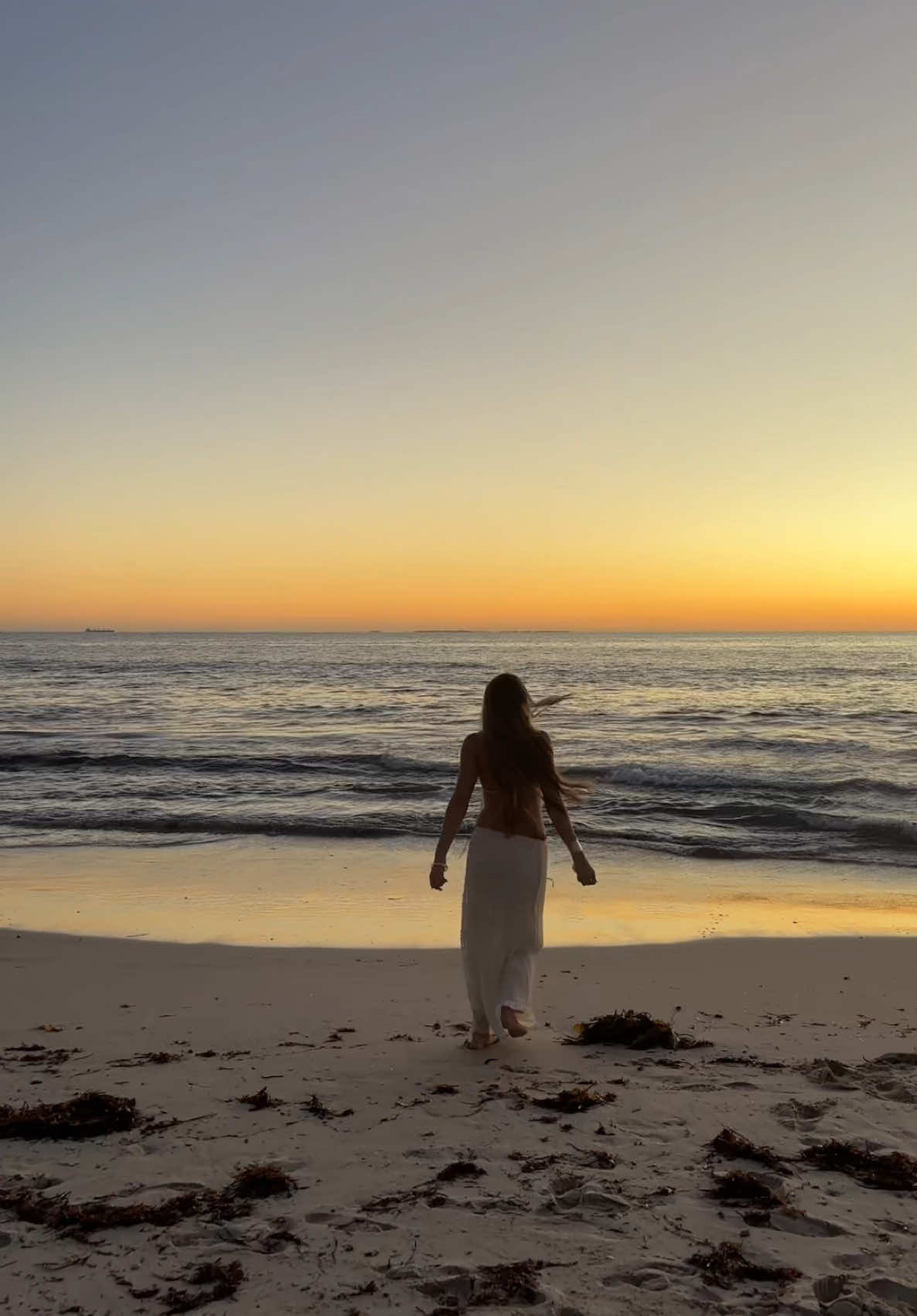 summer pls come back #westaus #sunsetgirl #australia #fyp #foryou 