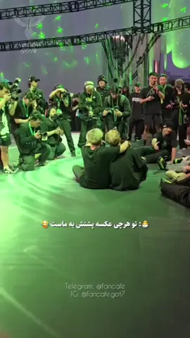 بابا فشار چیه مگه نمیبیند دارم بندری میرقصم اصلا هم حسودیم نشد  #got7 #jacksonwang 