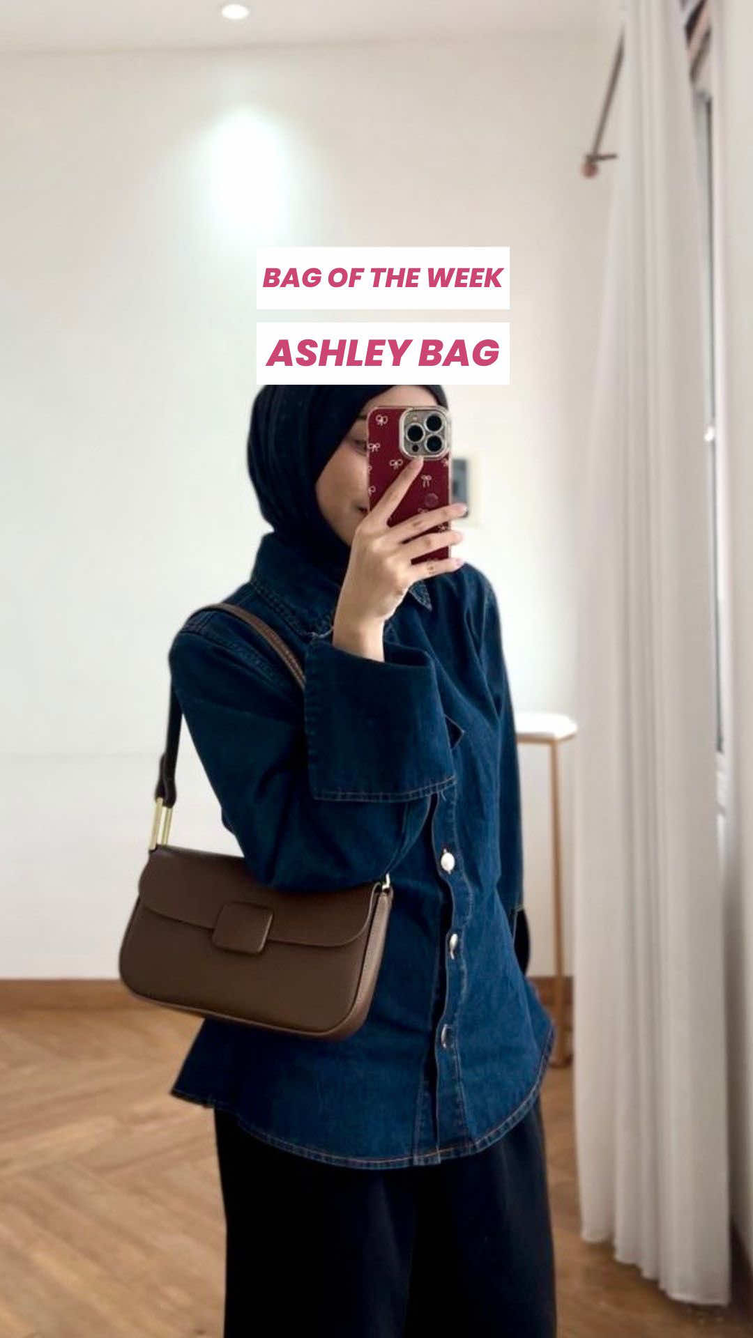 Bag of the week: Ashley Bag✨ Se-timeless itu sampe sekarang pun masih trending, kamu udah punya belum?🤭 #JimsHoney #Guncang66 #Guncang66SpesialGajian #PromoGuncang66 #WIBGAJIAN #taswanita #tasjimshoney #taslokal #tasselempang #tasmurah 
