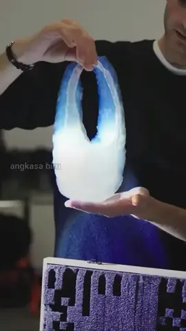 Rahasia ubin seuper nasa. tahan 1500°C tapi bisa lo pegang. #faktaunik #Li900 #pengetahuan #edukasi #fyp @semua orang @TikTok