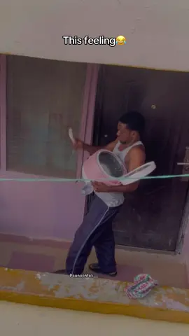 Guess the song he is jamming to 🥴😂. Best feelings ever #fyp #paanaphtali #dance #peller  #dancecomedy 