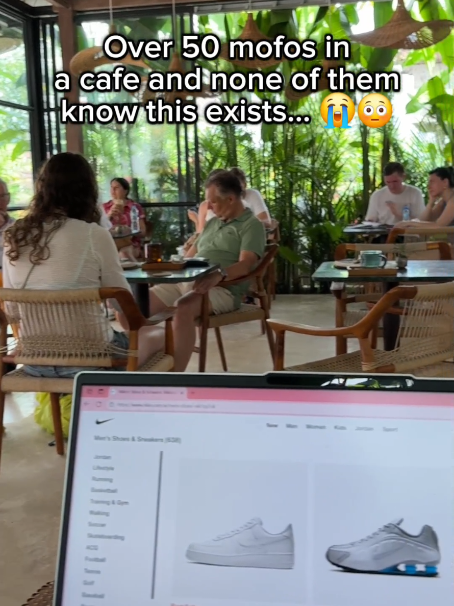 Downloaded it in the chrome web store, tool is the ultimate web scraper 
 
#ultimatewebscraper #webscraping #chromeextensions #datacollection #googlemaps #leadgeneration #ecommerce #websitesyouneed 