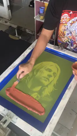 Simulasi sablon manual plastisol#screenprinting #skintonetutorial #sablonplastisol 